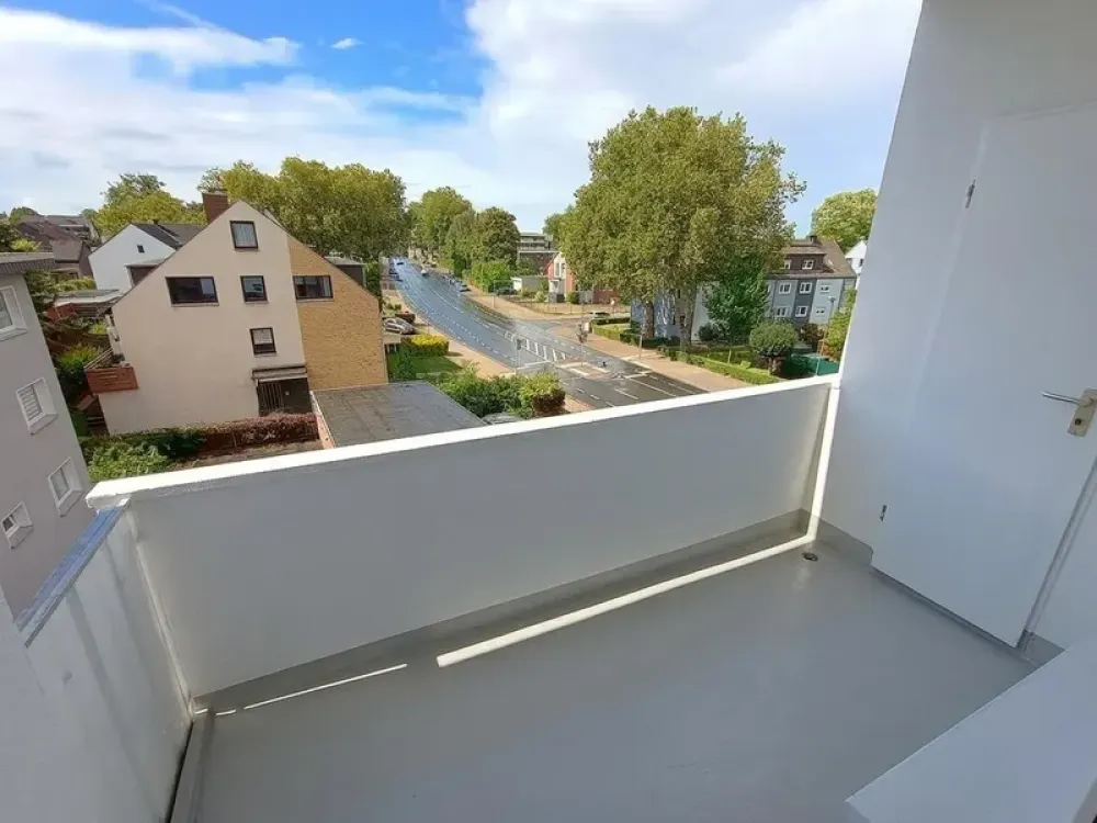 1 Room Apartment (34 m²) with Balcony in Herne