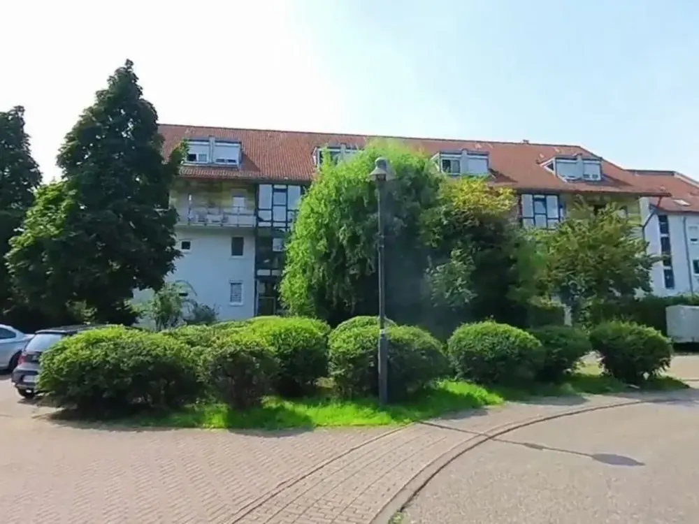 Helle Maisonettewohnung mit Wintergarten