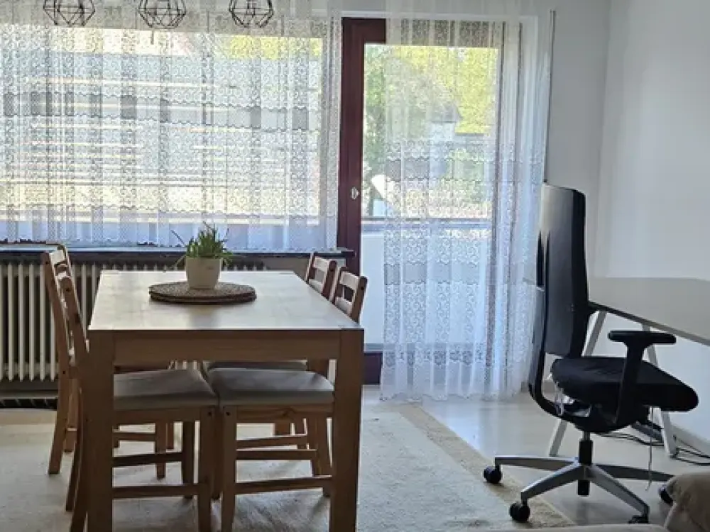 Well-maintained 3-room apartment in a quiet location furnished