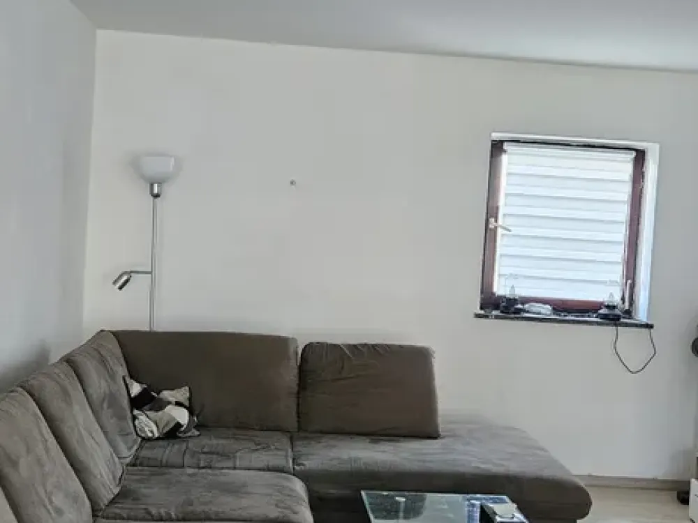 Well-maintained 3-room apartment in a quiet location furnished