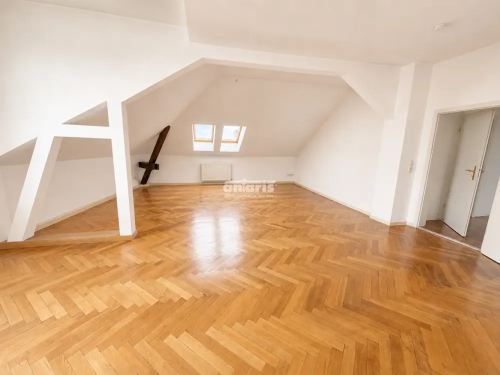 antaris Immobilien GmbH Modern Interpretation of Old Building Charm, A Real Gem