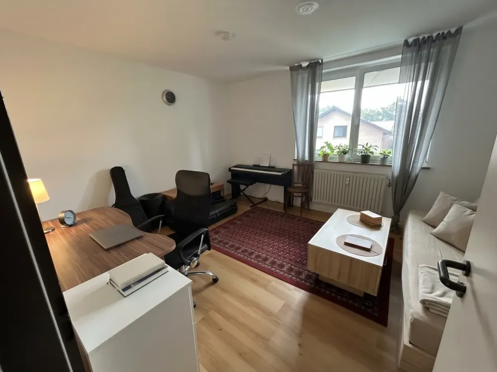 Cozy 1-Room Student Apartment