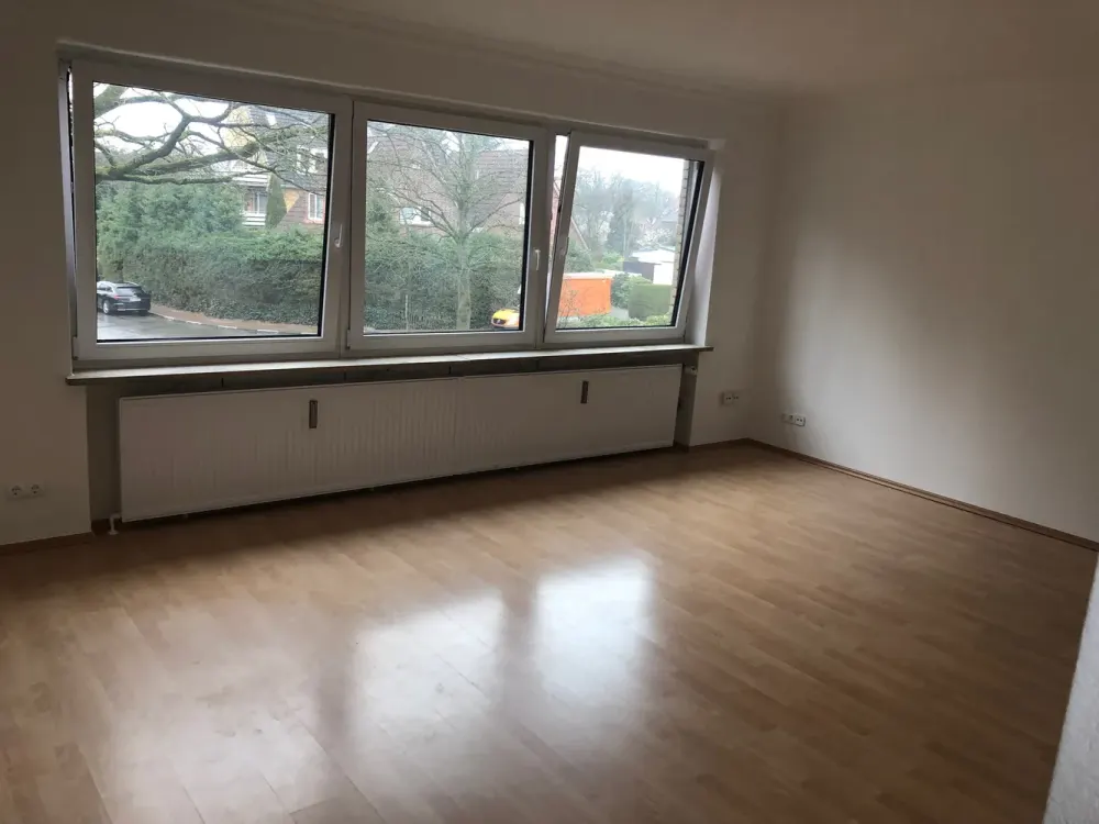 2-Room Comfort Apartment, Swimming Pool/Sauna, No Brokerage Fee!
