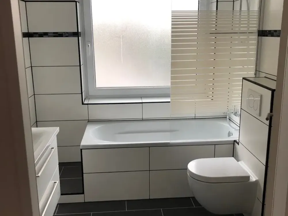 2-Room Comfort Apartment, Swimming Pool/Sauna, No Brokerage Fee!