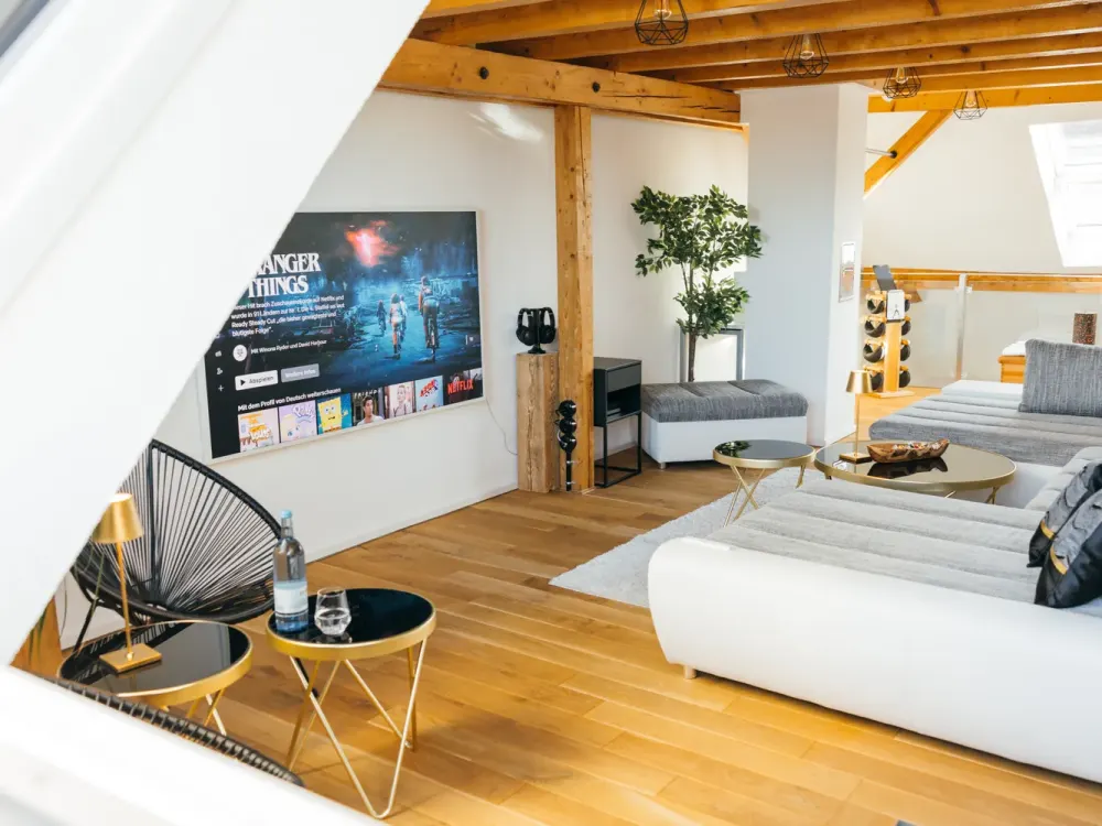 Exclusive Penthouse at Marienplatz Ravensburg, Fully Furnished with Roof Terrace & Air Conditioning