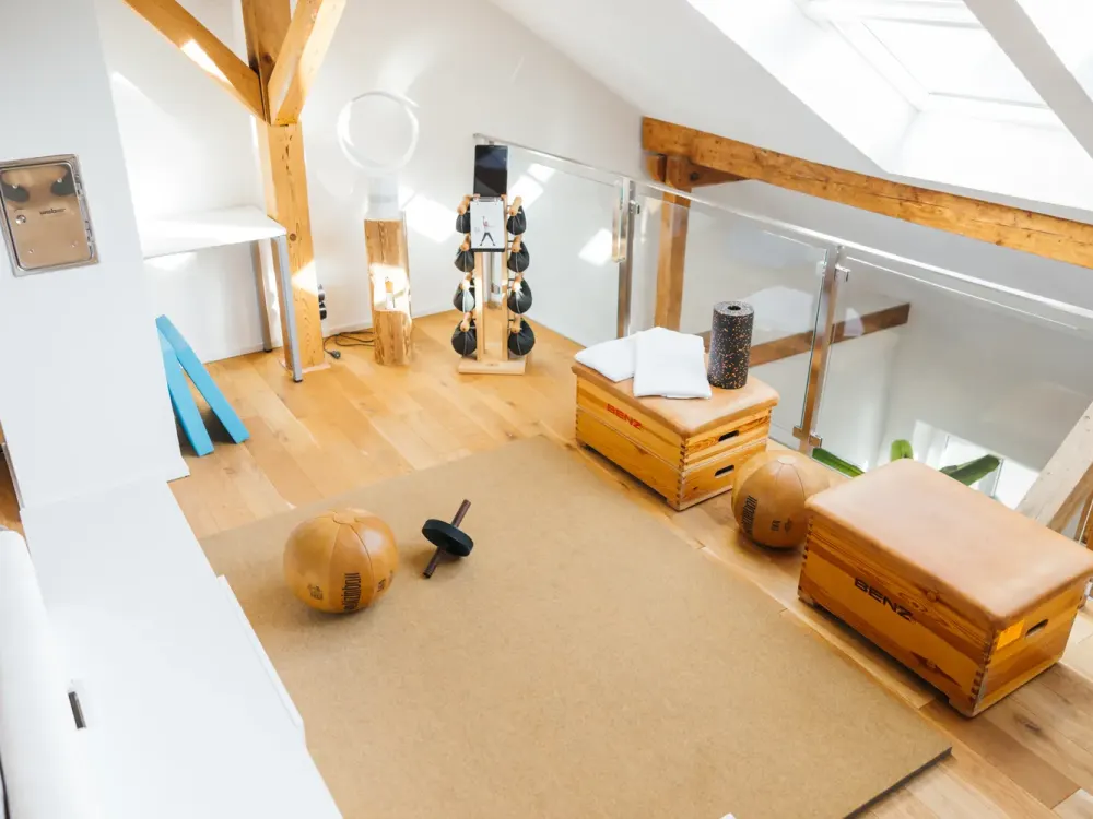 Exclusive Penthouse at Marienplatz Ravensburg, Fully Furnished with Roof Terrace & Air Conditioning