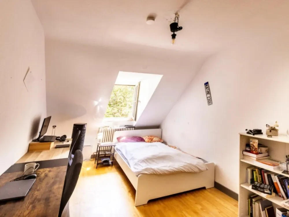 12sqm Room, Close to University and FH