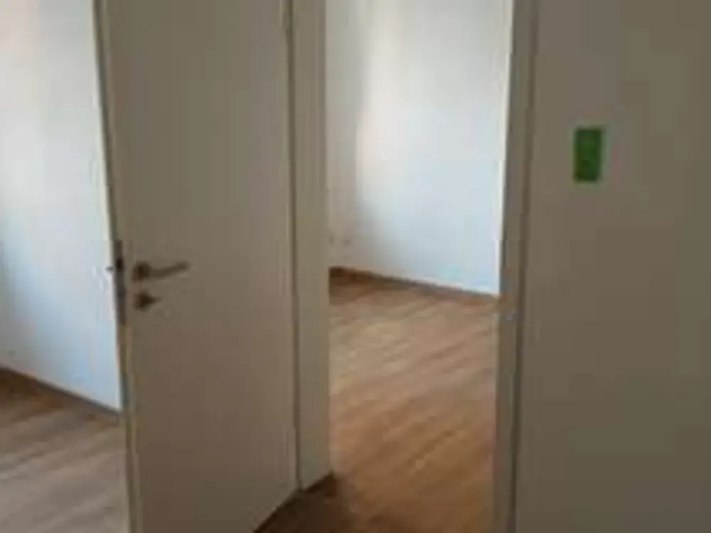 Small, tasteful 3-room ground floor apartment