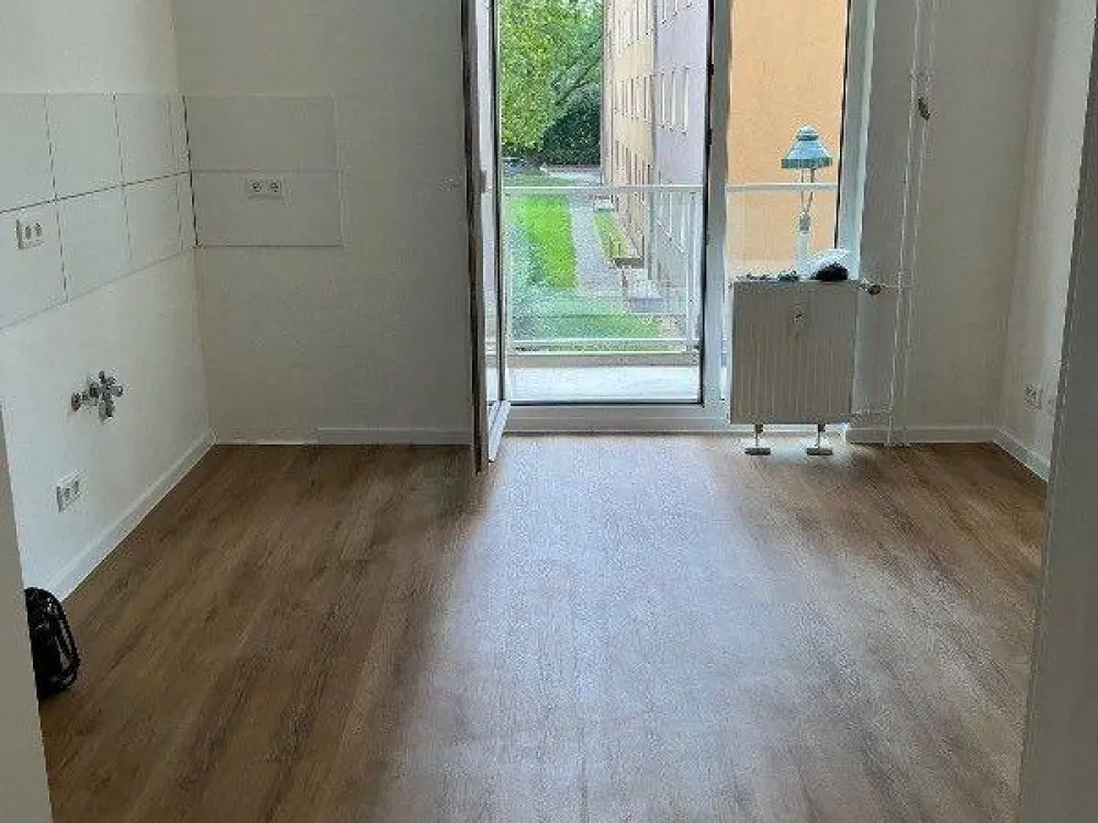 47107/109 Komplett renovierte 1-Zi.-Wohnung in Düsseldorf-Mörsenbroich!