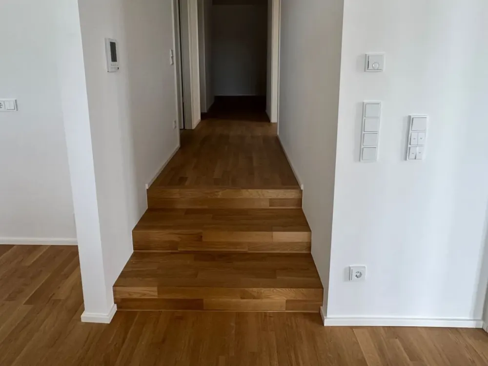 Elegante 3-Zimmer-Wohnung mit außergewöhnlicher Deckenhöhe