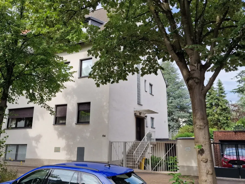 ALBERT WOLTER 1919 IVD. Lindenthal, near Stadtwald, top renovated 3-room apartment