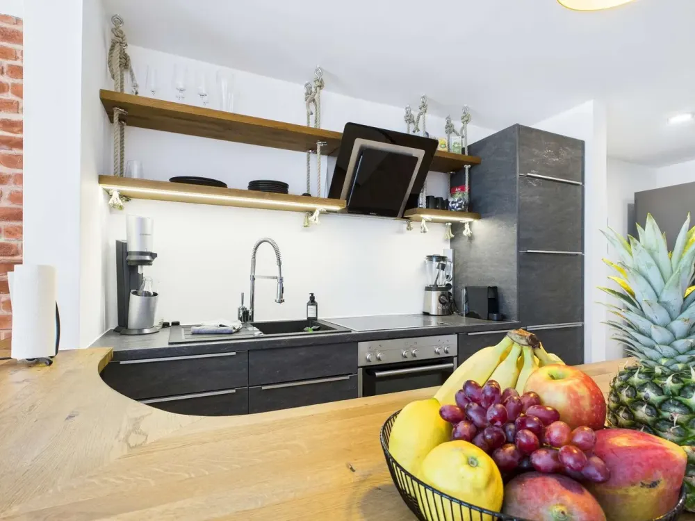 Möblierte & voll ausgestattete 2-Zi-Wohnung mit Garten bis Mai 2027 - einziehen und wohlfühlen