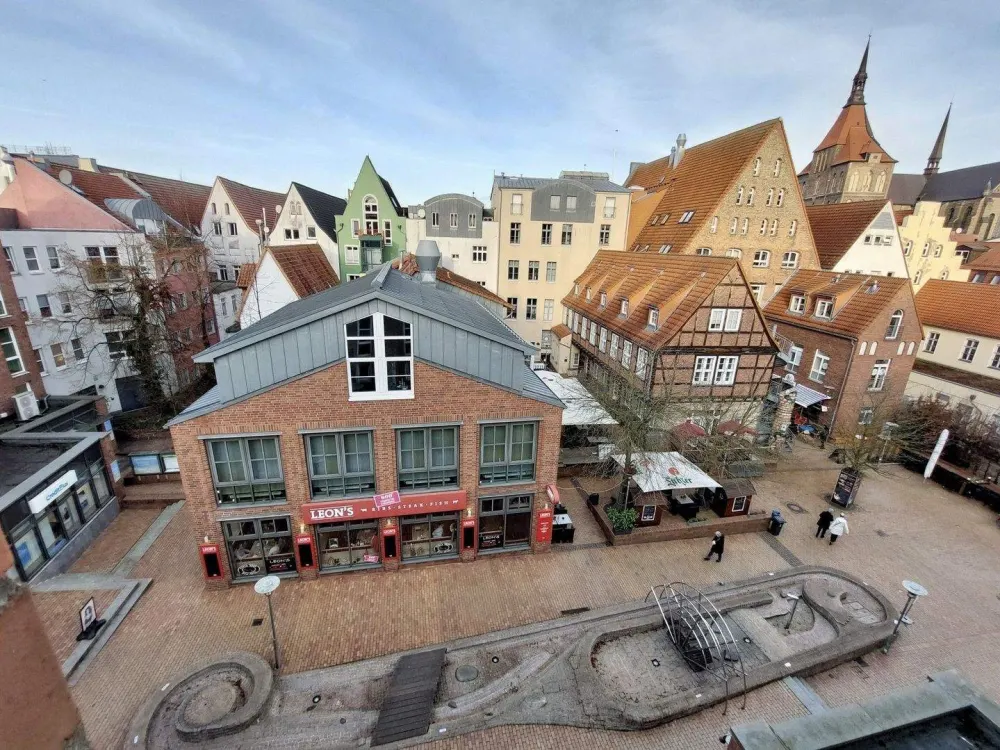 5-Room Apartment for Rent in Hopfenmarkt! Commission-Free I www.dsr-asset.com