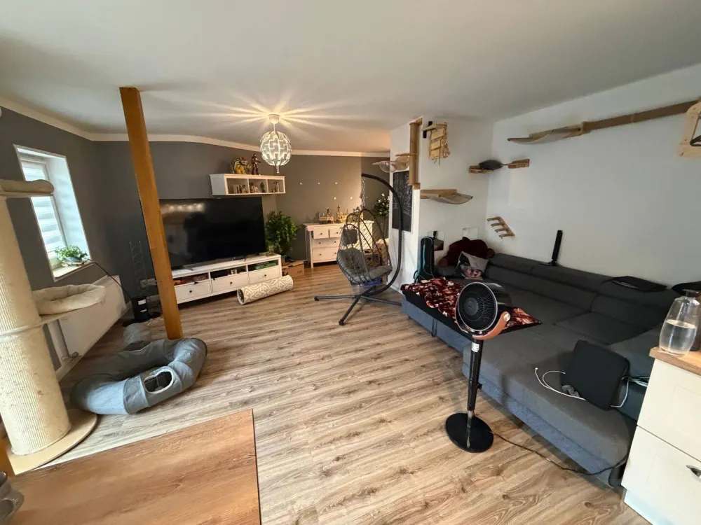 3-Room Apartment with 2x Balcony, Bathroom with Bathtub and Shower in Clara-Zetkin-Straße / Corner Klausenerstraße / Erfurt-Daberstedt