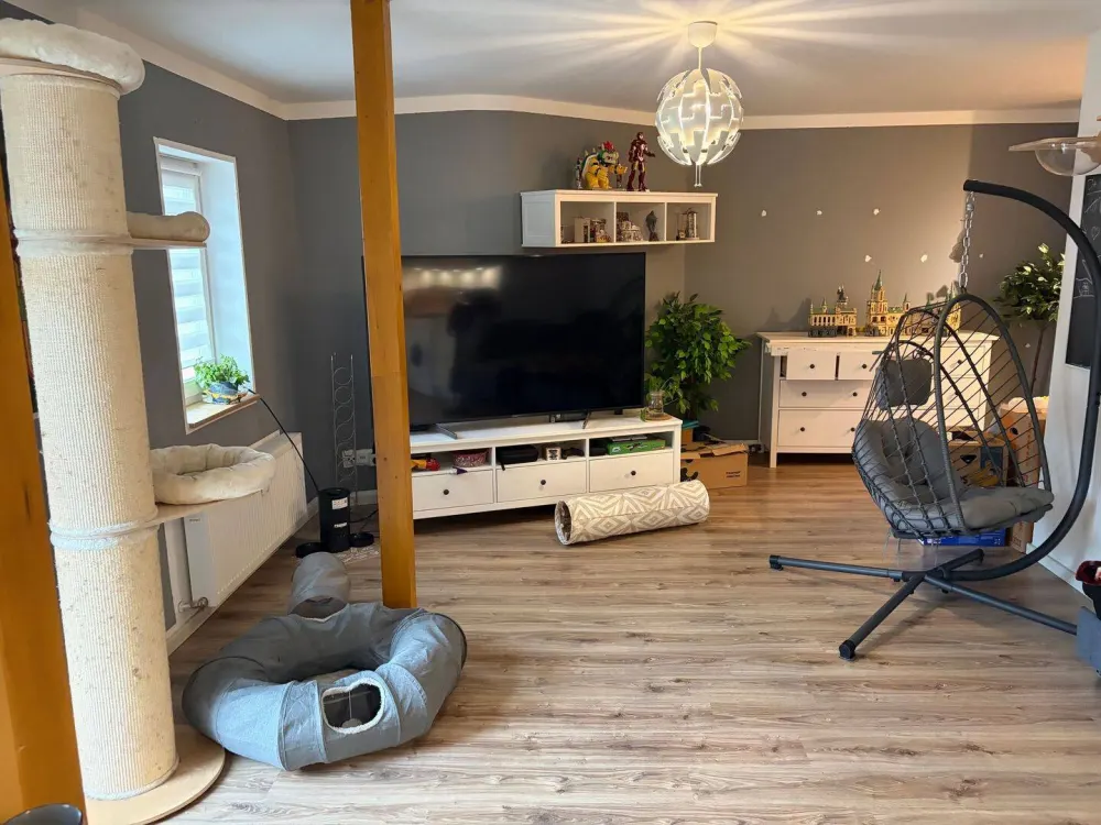 3-Room Apartment with 2x Balcony, Bathroom with Bathtub and Shower in Clara-Zetkin-Straße / Corner Klausenerstraße / Erfurt-Daberstedt