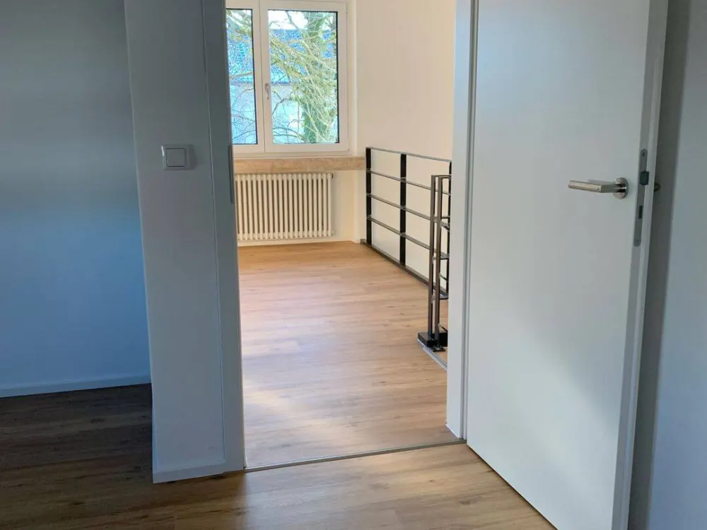 Exclusive, Renovated Maisonette Apartment in Prime Location near Memmingen - All-Inclusive Living