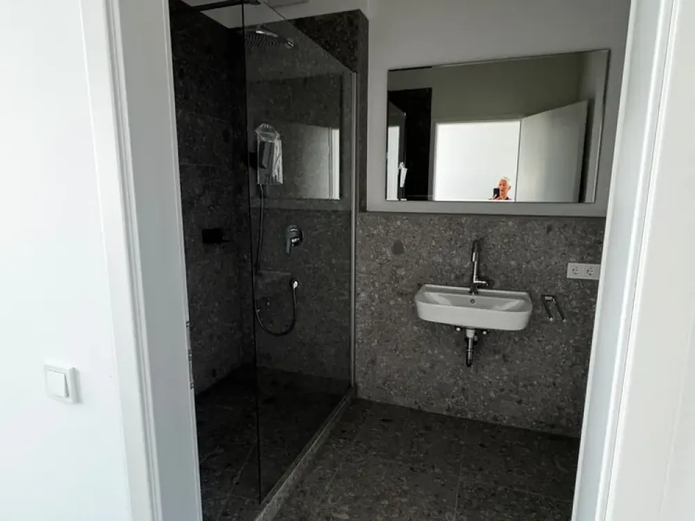 Luxurious 3-Room Apartment - Rare Opportunity in Prime Location of Böblingen