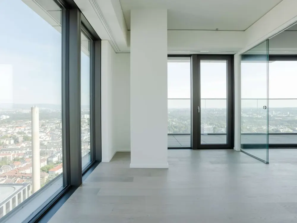 Your Dream Apartment in Westend with Two Balconies and Modern Fitted Kitchen