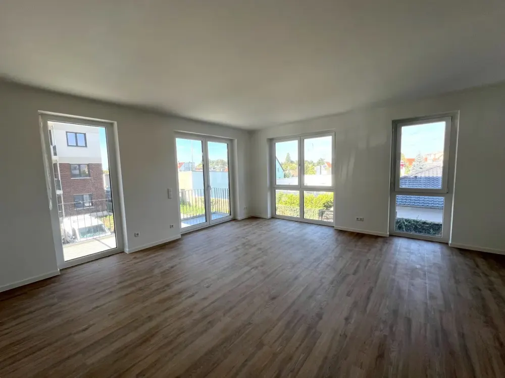 3-Room Apartment with Balcony