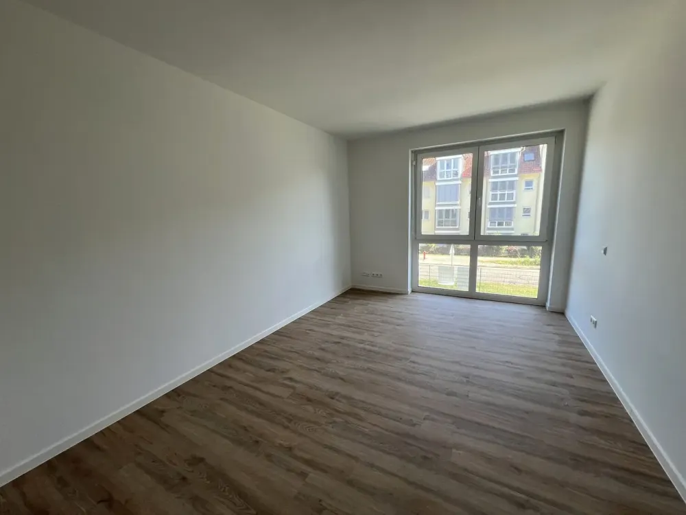 3-Room Apartment with Balcony