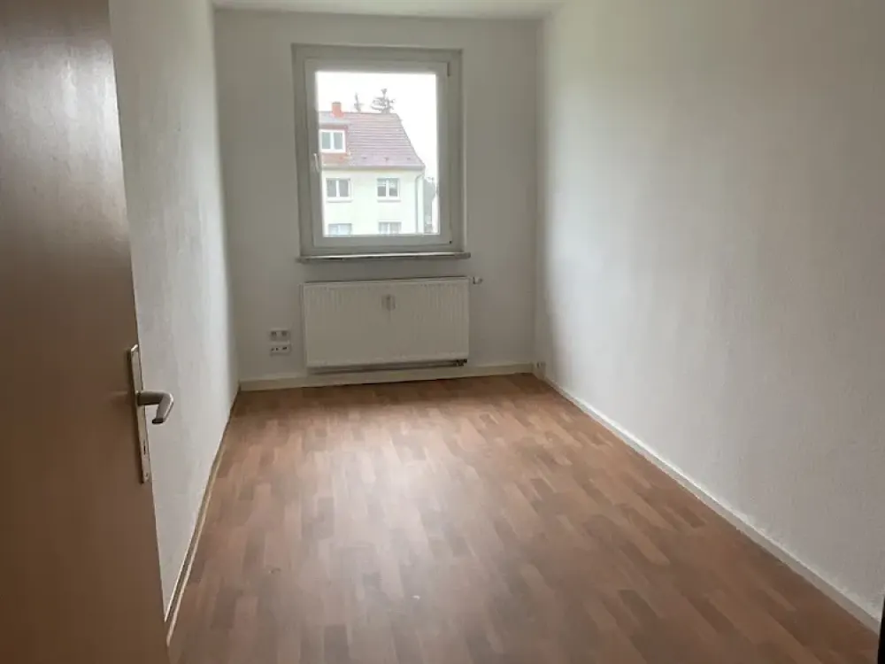 3 - Zimmerwohnung mit Balkon in Erfurt-Vieselbach