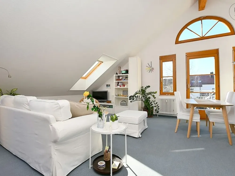 Charming Furnished Top-Floor Apartment with Internet and Underground Parking in Stuttgart Birkach
