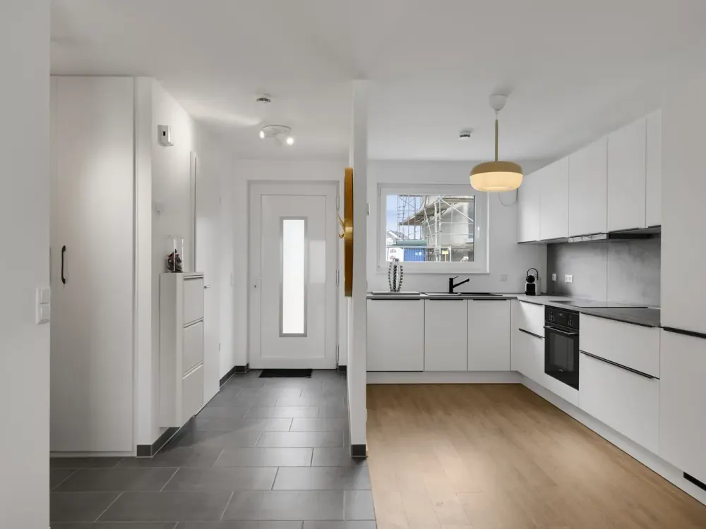 Your new home awaits: modern terraced house with garden