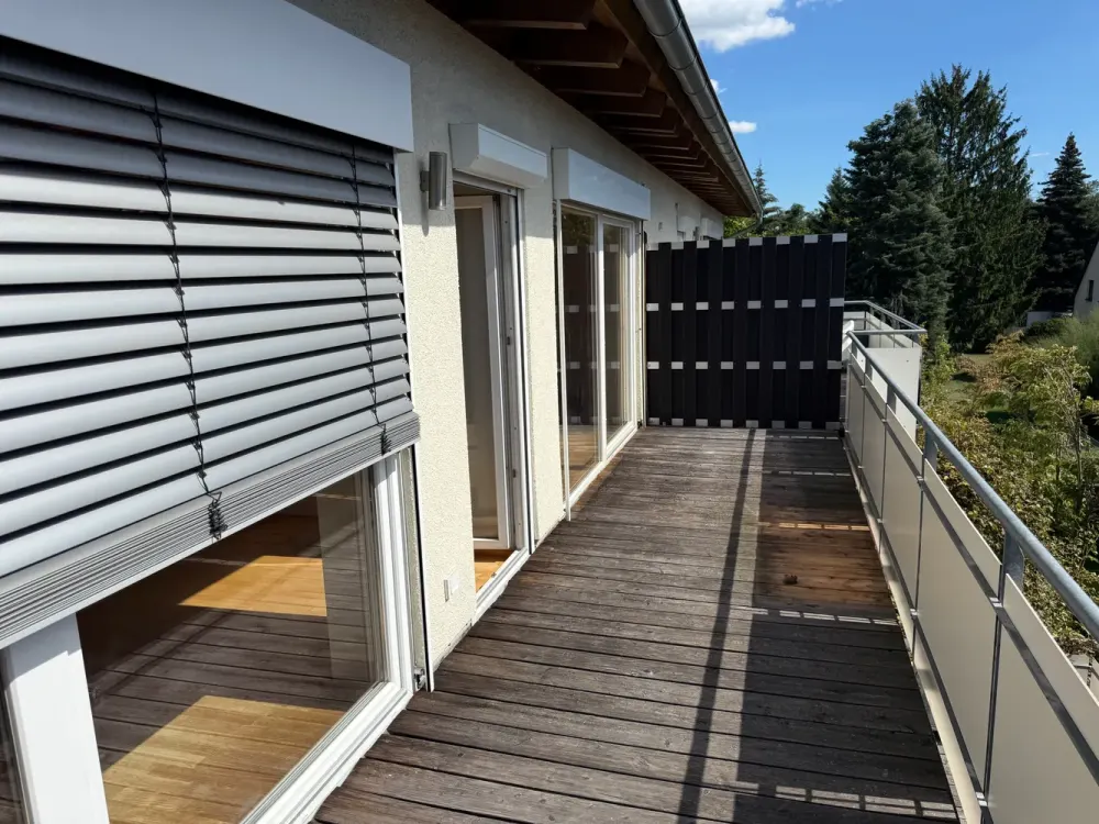 Helle energieeffiziente 117 m² Maisonette mit Klimaanlage (ab 2027), Galerie und Südterrasse