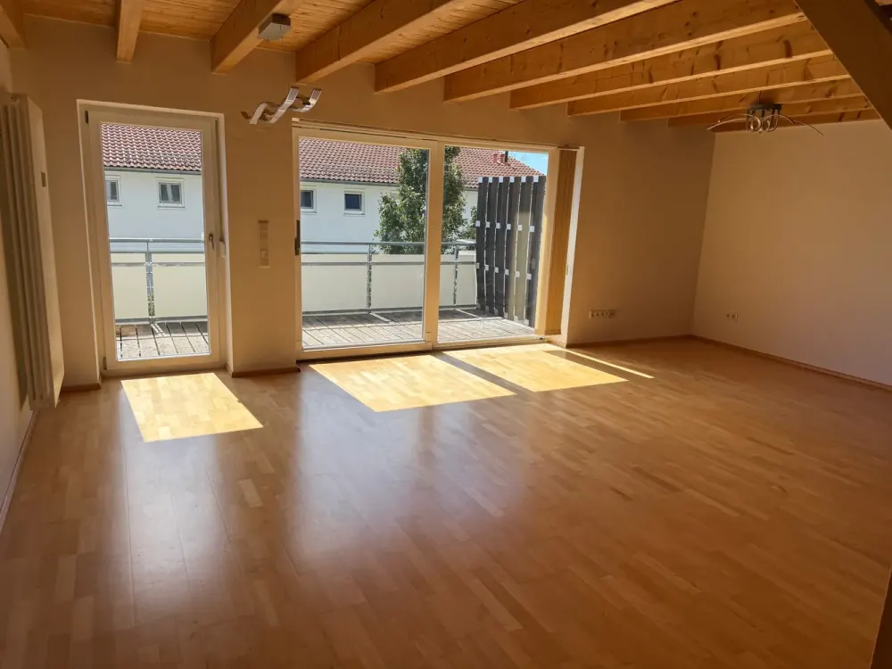 Helle energieeffiziente 117 m² Maisonette mit Klimaanlage (ab 2027), Galerie und Südterrasse
