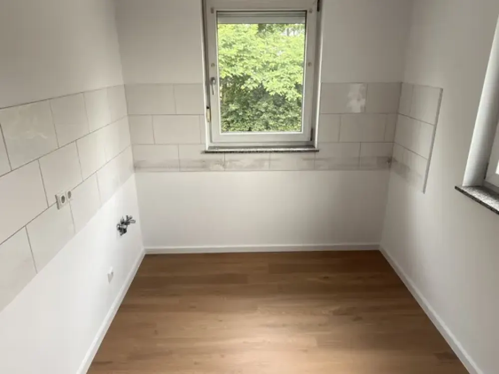 Home with Four Rooms and Plenty of Space in Lünen
