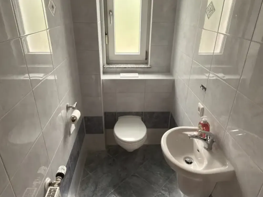 Home with Four Rooms and Plenty of Space in Lünen