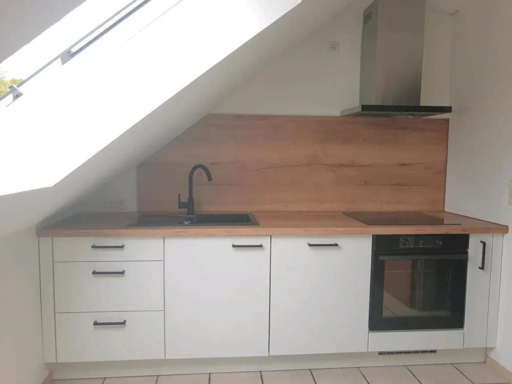 Quiet, Renovated 3-Room Apartment with Balcony Available Immediately