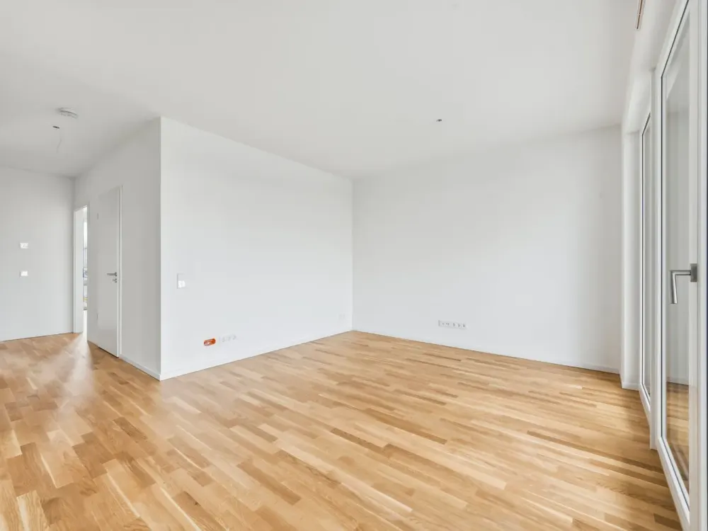 3-Room Garden Apartment with Fitted Kitchen, Parking Space and High-Quality Features