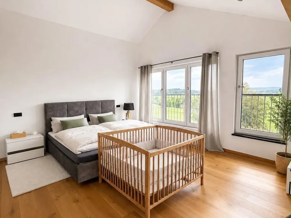 Landliebe & Weitblick! Großzügige 4-Zimmer-Wohnung auf zwei Etagen mit viel Raum für individuelle Wohnideen