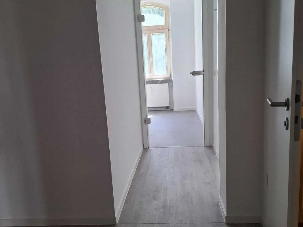 3-room apartment in a renovated Gründerzeit building near Erfurt city center