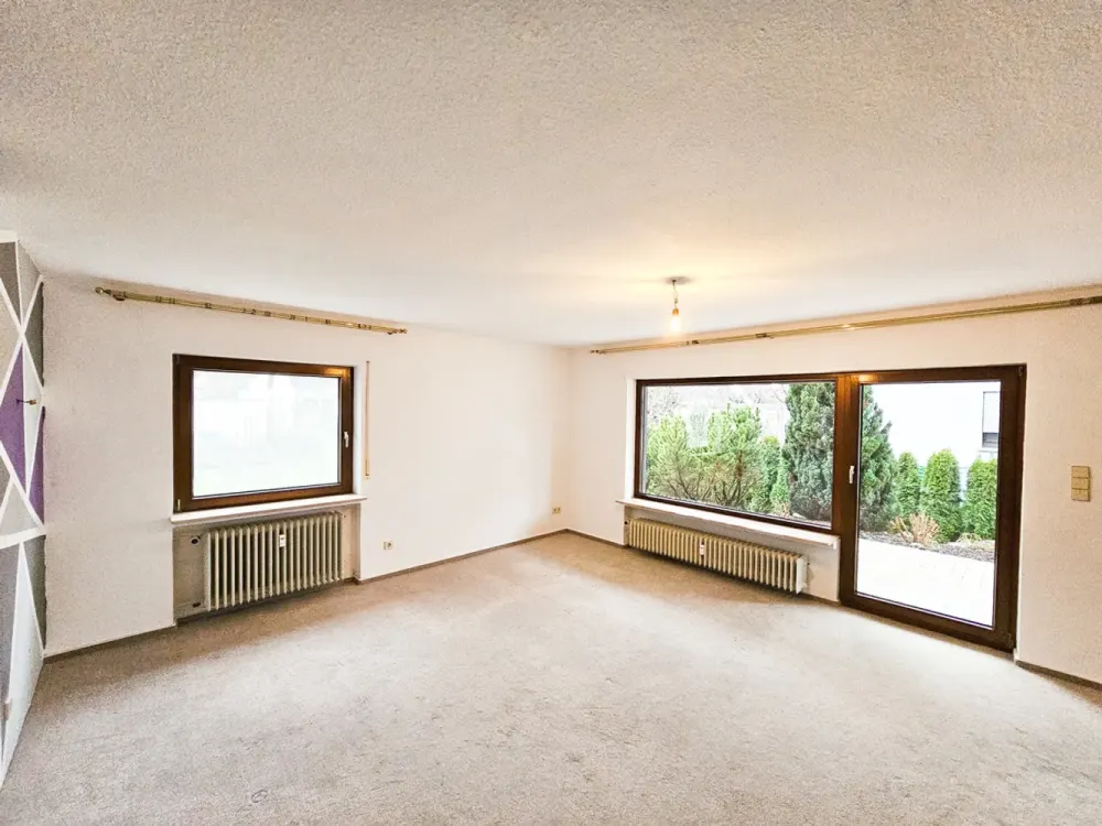 Space to Live: 4-Room Apartment with Garden and Terrace in Elchesheim-Illingen