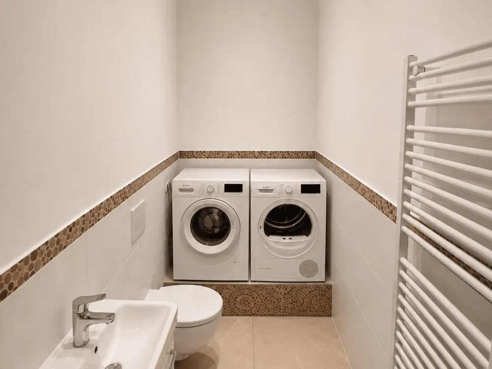 4 rooms with balcony and 130 sqm garden