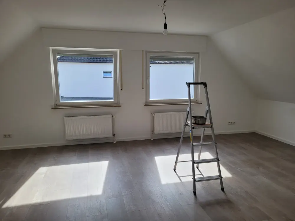 Renovated 2-Room Apartment in a Two-Family House