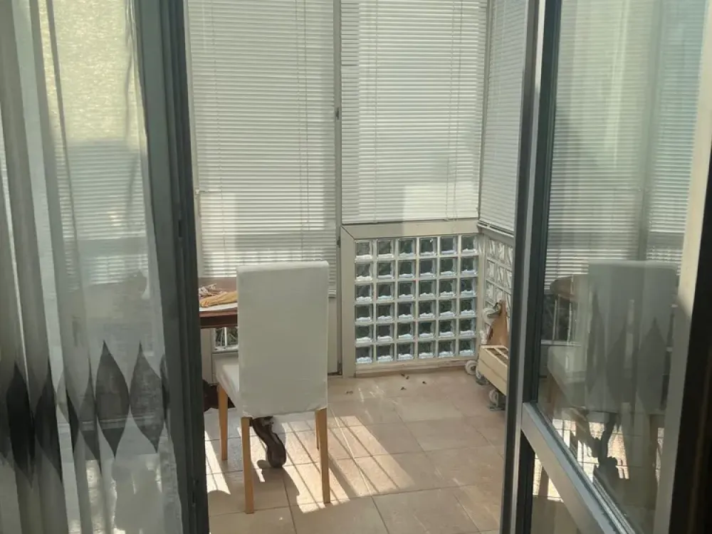Living with Character: 2.5-Room Apartment in Neubiberg