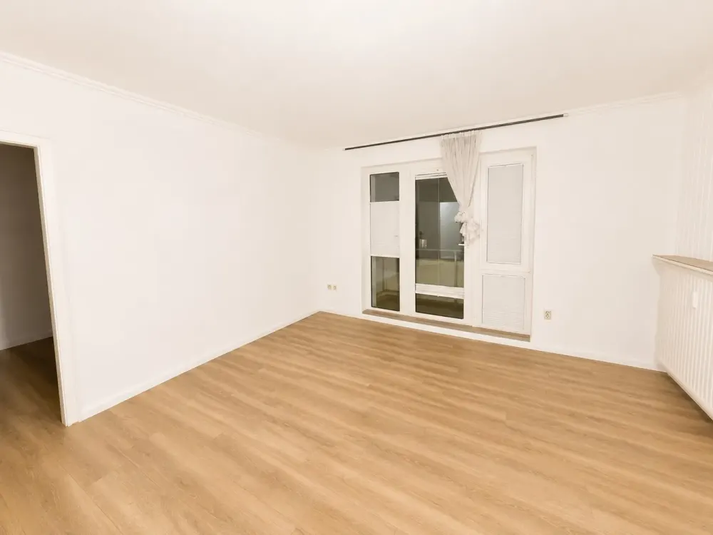Renovierte Helle 3-Zimmer-Wohnung in ruhiger Lage - Huchting - WG Geeignet - Familienfreundlich