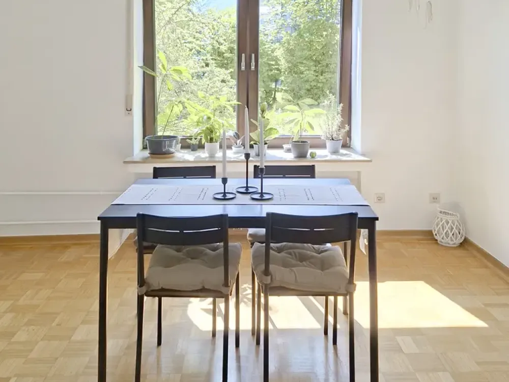 In Druseltal/ Bad Wilhelmshöhe: Spacious 2-Room Maisonette Apartment