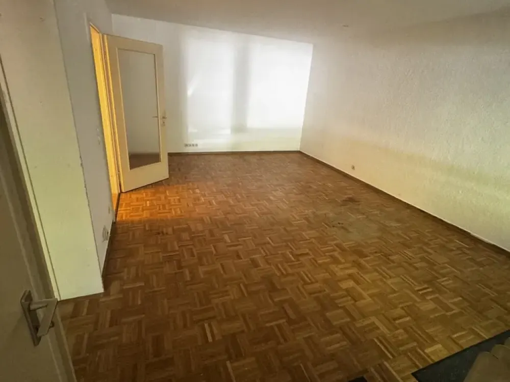 Quiet 2-Room Apartment with Balcony on the Ground Floor