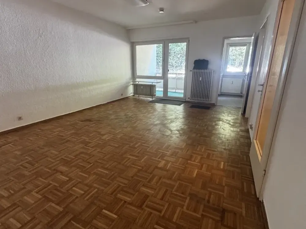 Quiet 2-Room Apartment with Balcony on the Ground Floor