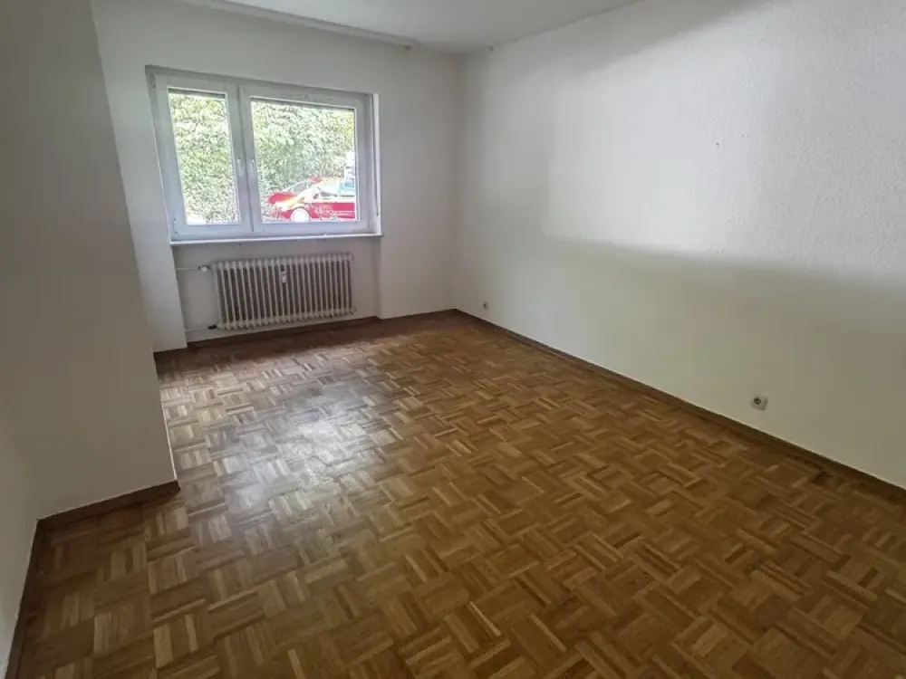 Quiet 2-Room Apartment with Balcony on the Ground Floor