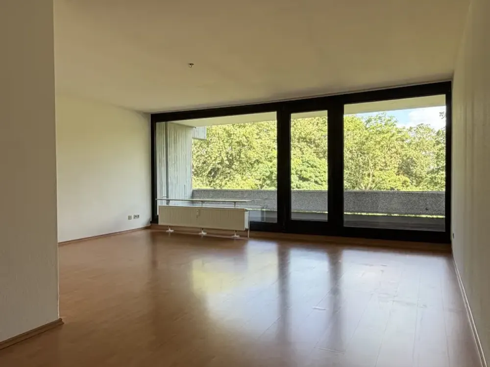 Quiet in the Green, Quick to the City, 2-Room Apartment with 2 Balconies