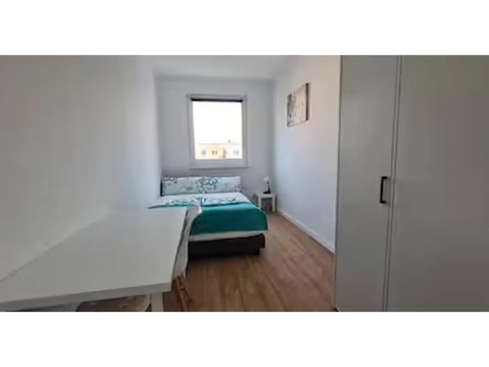 Furnished 2-Room Apartment in Leipzig, Fully Equipped & g