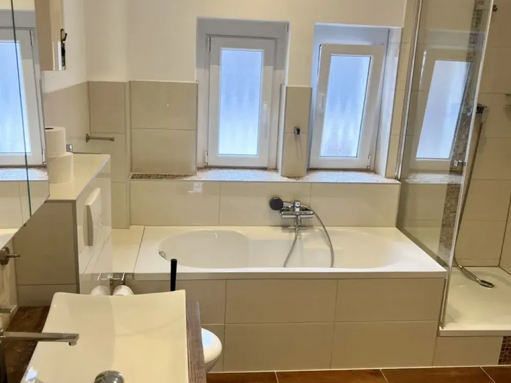 Two Rooms in Unna: Practically Designed Apartment