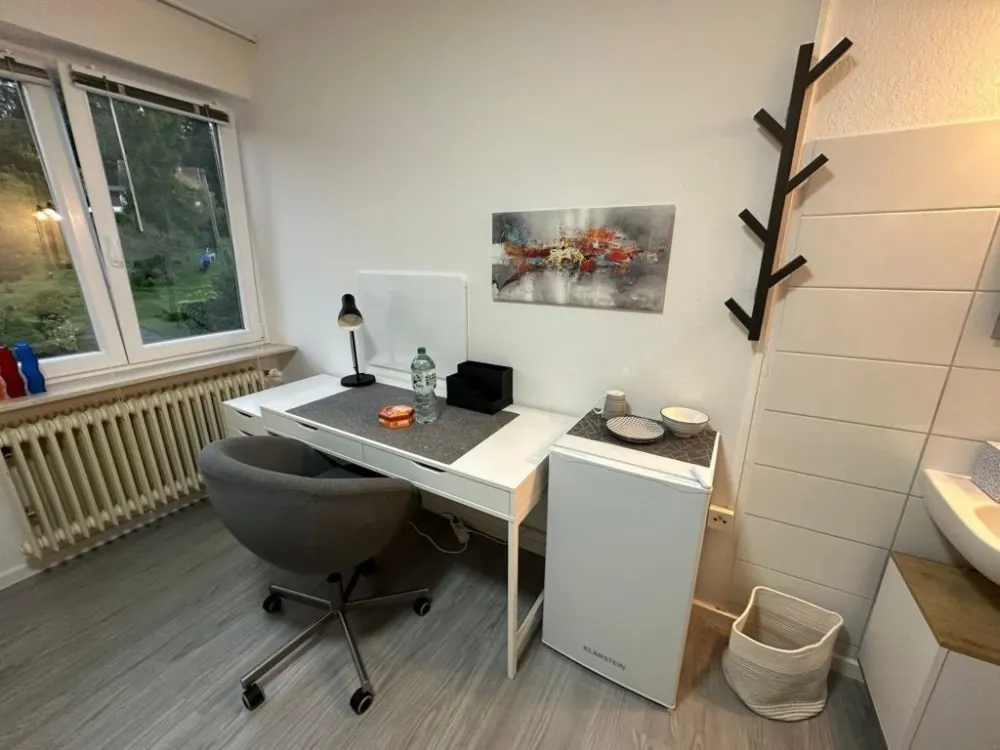 Sbr.-Dudweiler * top renovated student room in a shared apartment