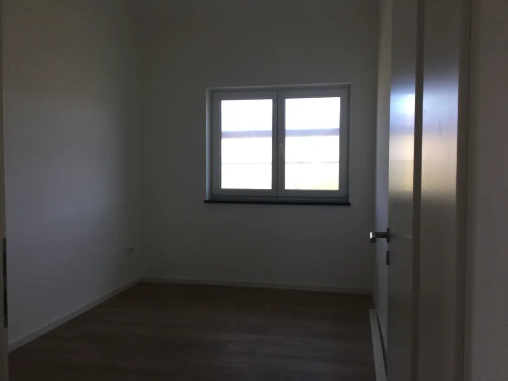 Tasteful 4-Room Apartment with High-Quality Interior and Fitted Kitchen in Tettnang