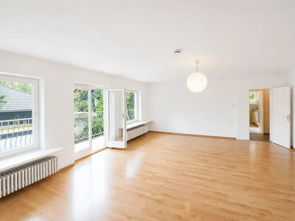 Schöne 4½-Zimmer-Wohnung mit Einbauküche & Doppelbalkon, Villenkolonie Hartmannshofen